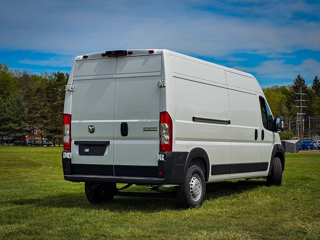 New 2026 RAM ProMaster 2500 w/ Convenience Group FWD image 10
