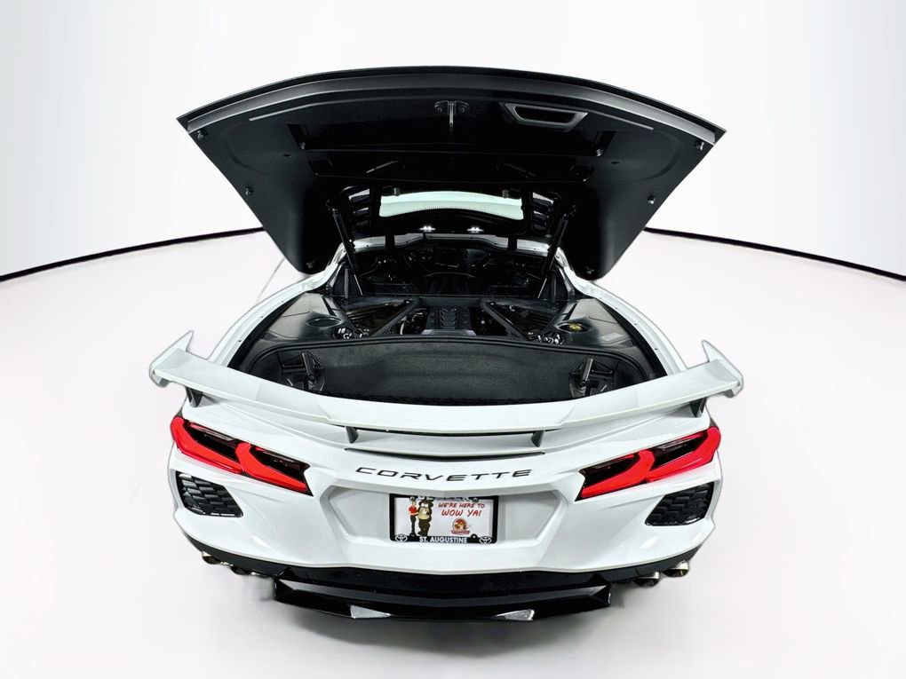 Used 2023 Chevrolet Corvette Stingray Premium Cpe w/ Z51 Performance Package RWD image 27