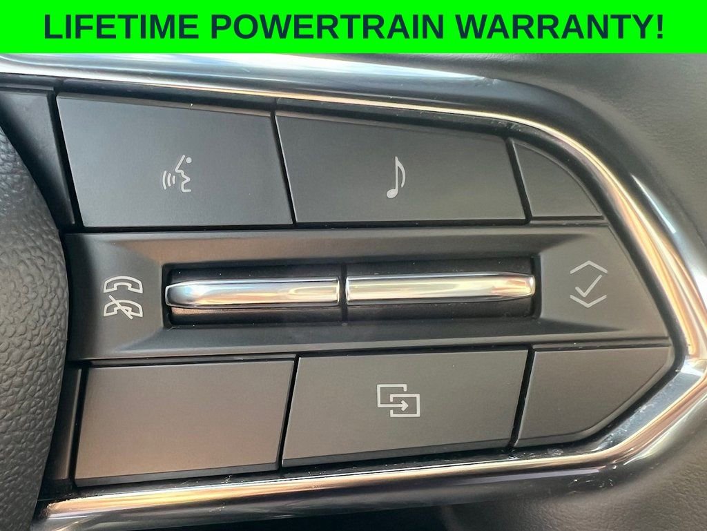 Used 2025 Chevrolet Suburban Z71 image 5