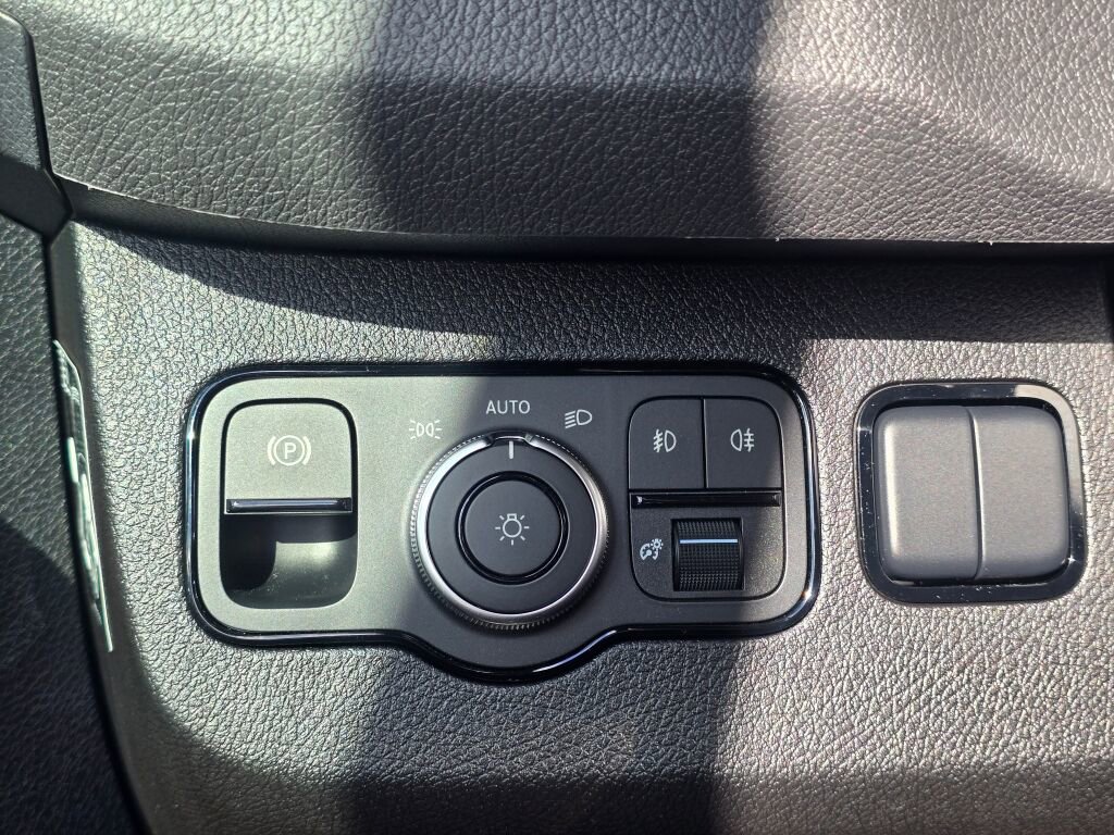 New 2026 Mercedes-Benz Sprinter 2500 image 17