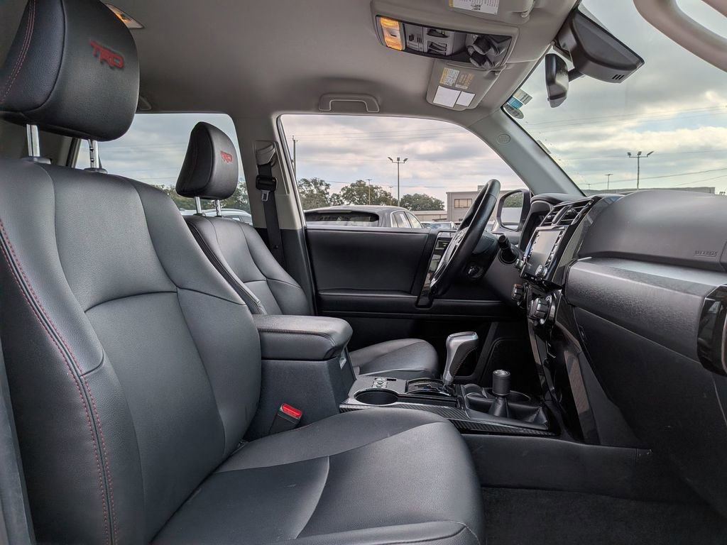 Used 2024 Toyota 4Runner TRD Off-Road Premium image 32
