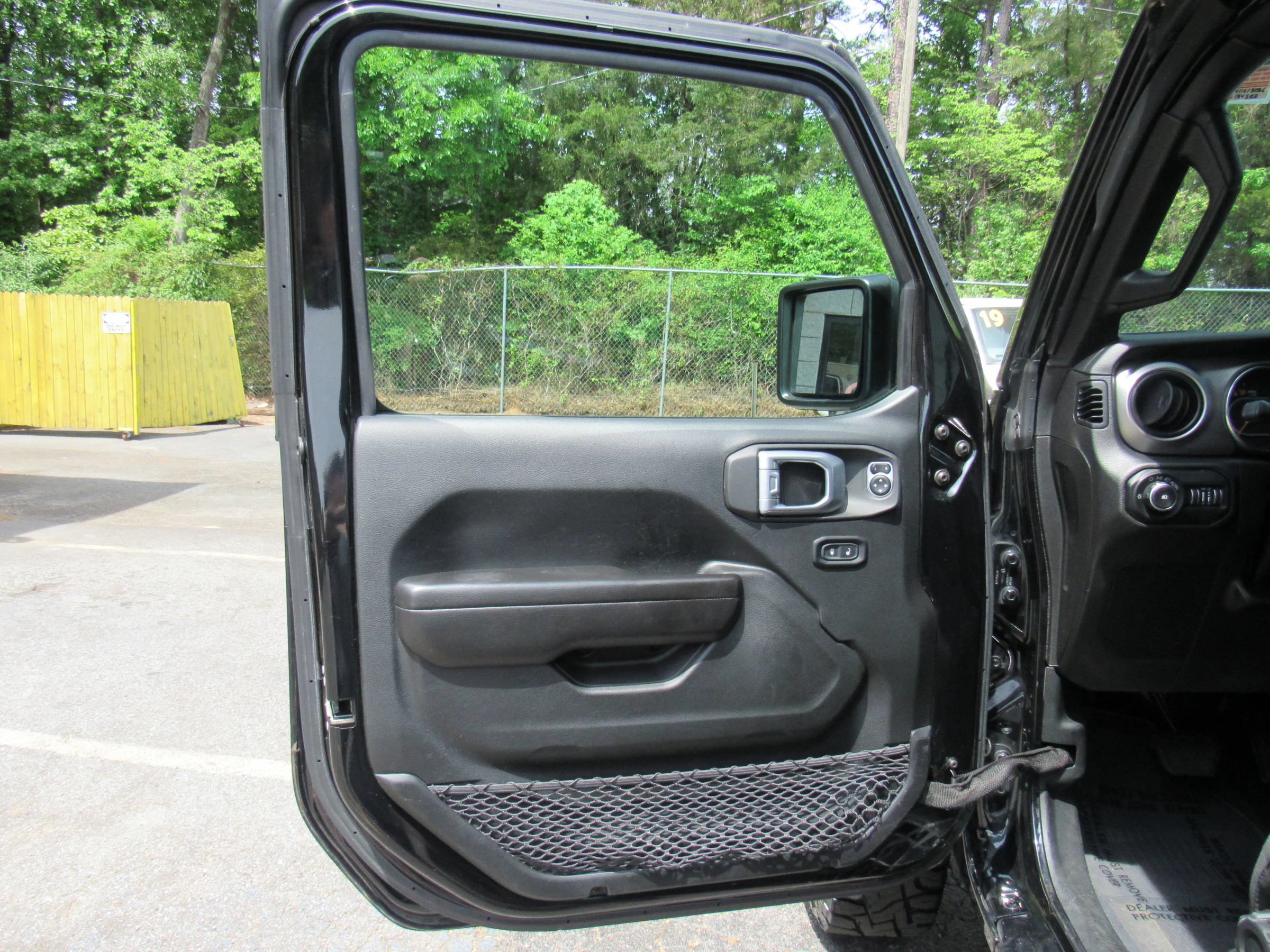 Used 2021 Jeep Wrangler Unlimited Sport AWD/4WD image 18