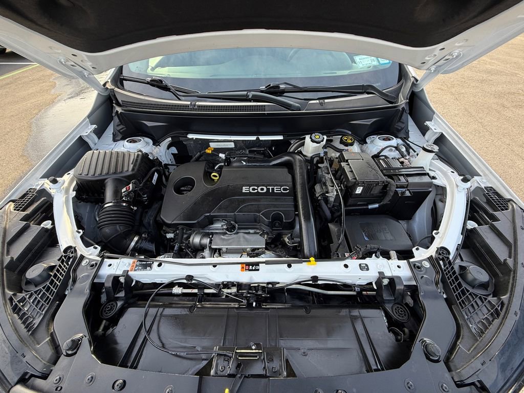 Used 2022 GMC Terrain SLE w/ Driver Convenience Package image 26