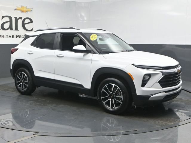 Used 2024 Chevrolet TrailBlazer LT w/ LT Cold Weather Package FWD image 6
