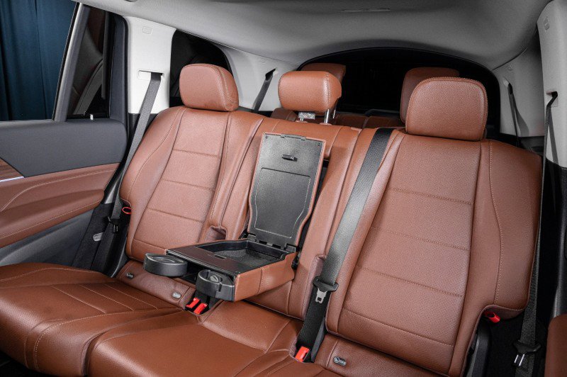 New 2026 Mercedes-Benz GLS 450 4MATIC image 30