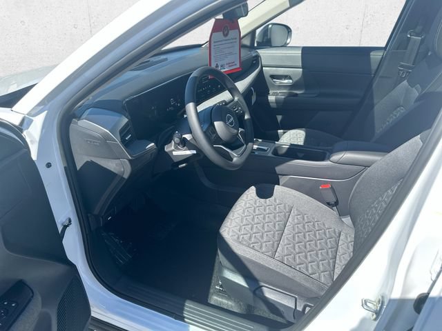New 2026 Nissan Kicks SV w/ SV Premium Package AWD/4WD image 11