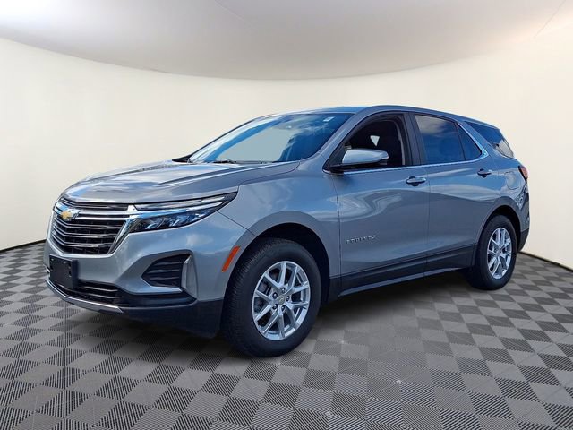 Used 2023 Chevrolet Equinox LT image 3