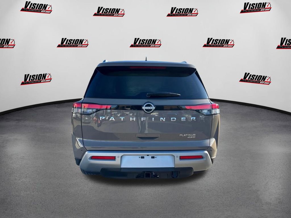 Used 2024 Nissan Pathfinder Platinum w/ Cargo Package image 6
