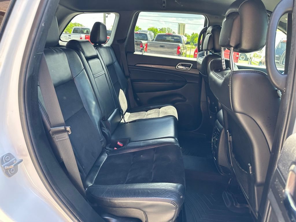 Used 2018 Jeep Grand Cherokee Altitude RWD image 31