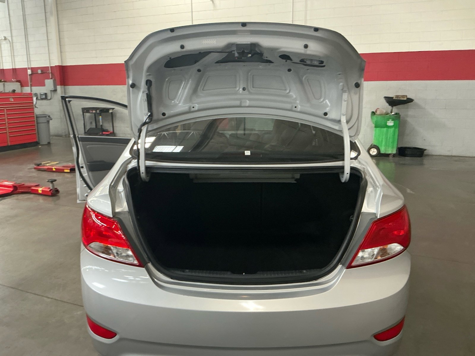 Used 2017 Hyundai Accent Value Edition FWD image 34