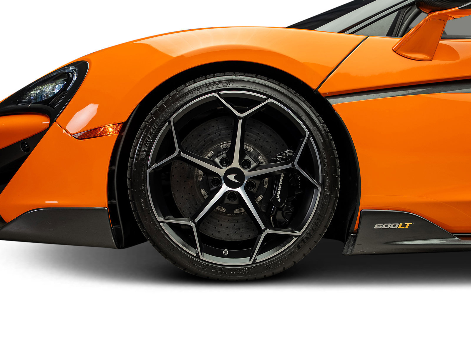 Used 2020 McLaren 600LT Spider RWD image 21