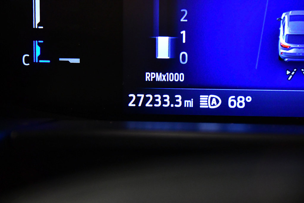 Used 2025 Ford Escape Active AWD/4WD image 18
