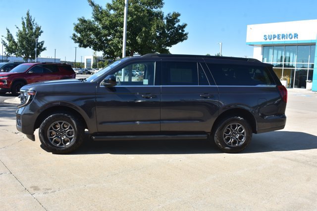 Used 2025 Ford Expedition Max Active RWD image 10