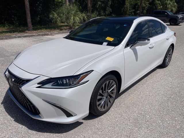 Used 2025 Lexus ES 350 w/ Luxury Package FWD image 5