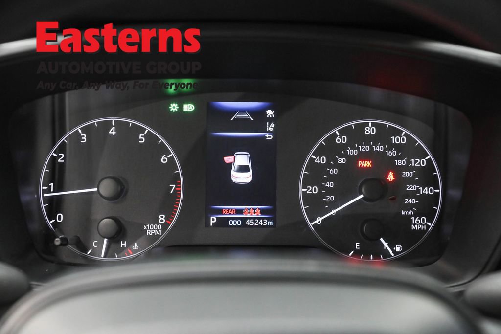 Used 2023 Toyota Corolla LE w/ LE Convenience Package image 18