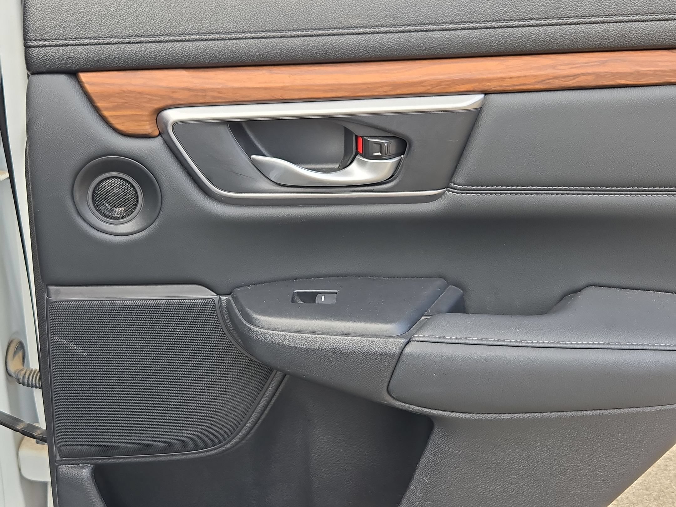 Used 2022 Honda CR-V EX-L image 26