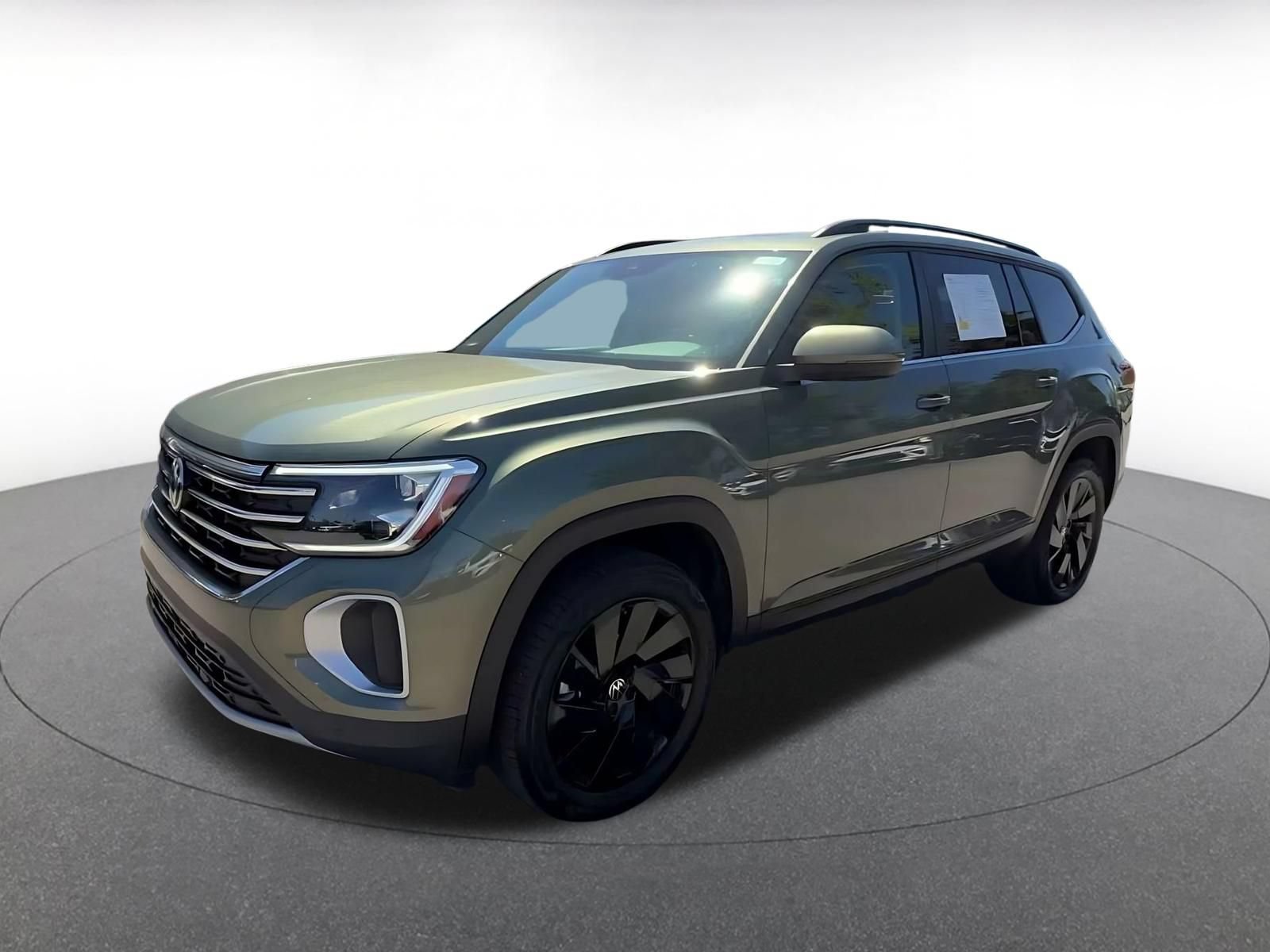 Used 2026 Volkswagen Atlas SE FWD image 7