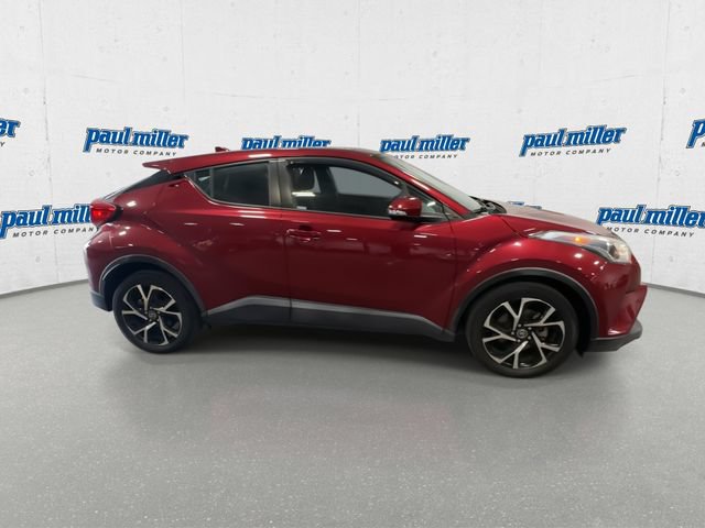 Used 2018 Toyota C-HR XLE FWD image 13