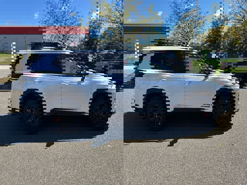 New 2026 Nissan Rogue SV image 8