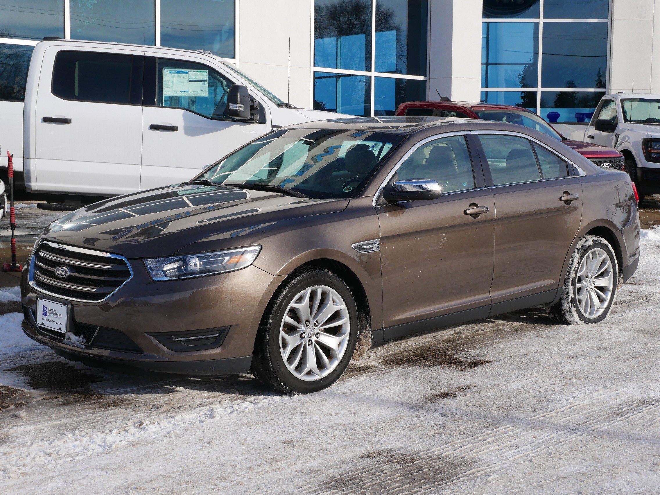 Used 2016 Ford Taurus Limited image 25