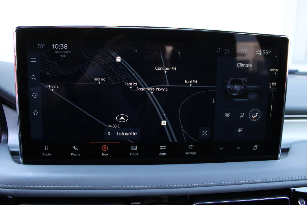 Used 2022 Lincoln Nautilus Reserve AWD/4WD image 5