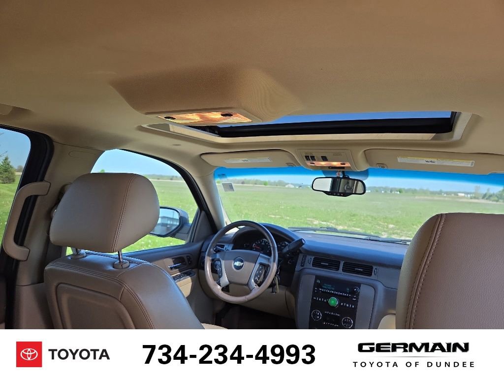 Used 2011 Chevrolet Suburban LT w/ Luxury Package AWD/4WD image 21