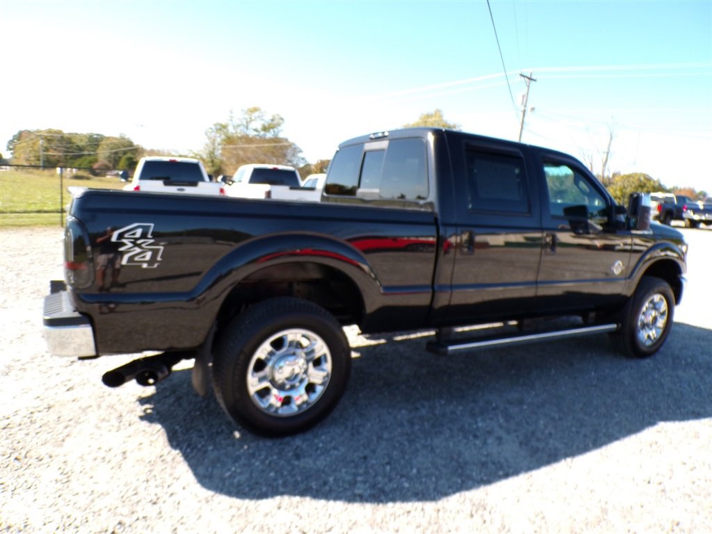 Used 2015 Ford F250 Lariat w/ Lariat Ultimate Package image 9