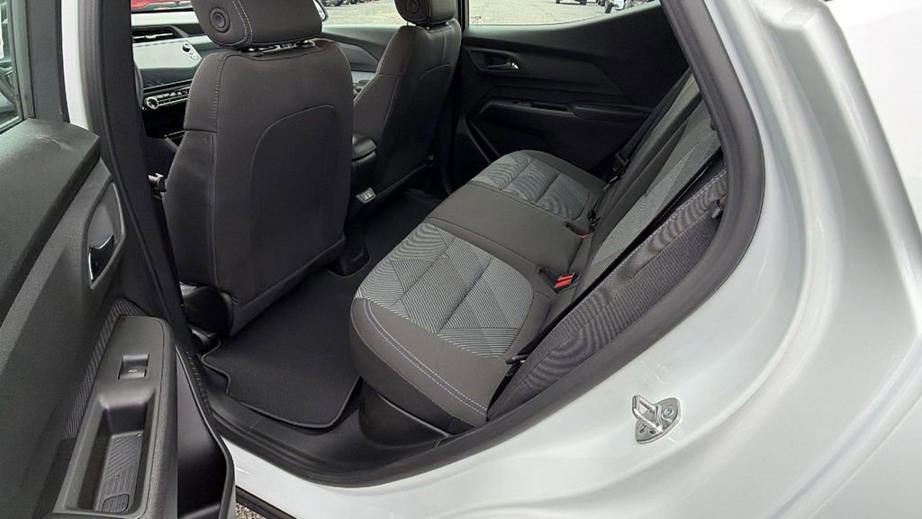 New 2027 Chevrolet Bolt LT w/ Comfort Package image 16