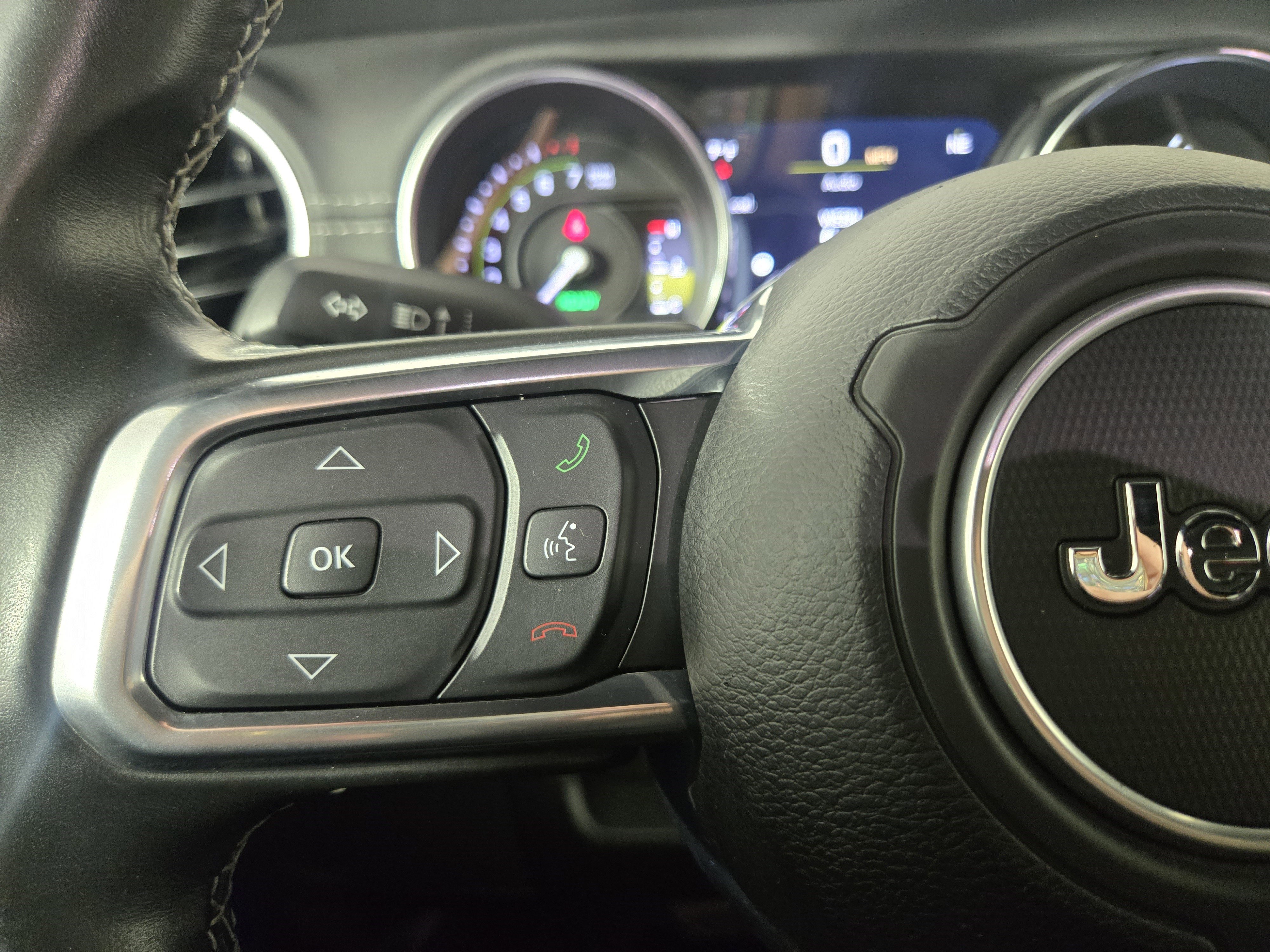 Used 2022 Jeep Wrangler Unlimited Sahara image 15