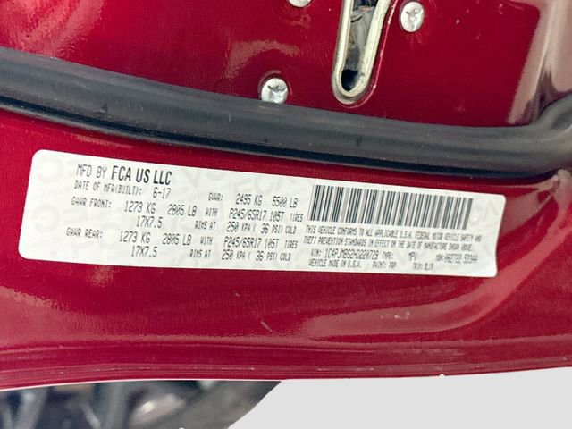 Used 2017 Jeep Cherokee Trailhawk image 32