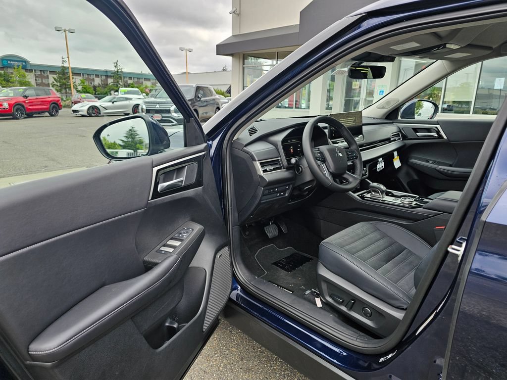New 2026 Mitsubishi Outlander SE AWD/4WD image 16