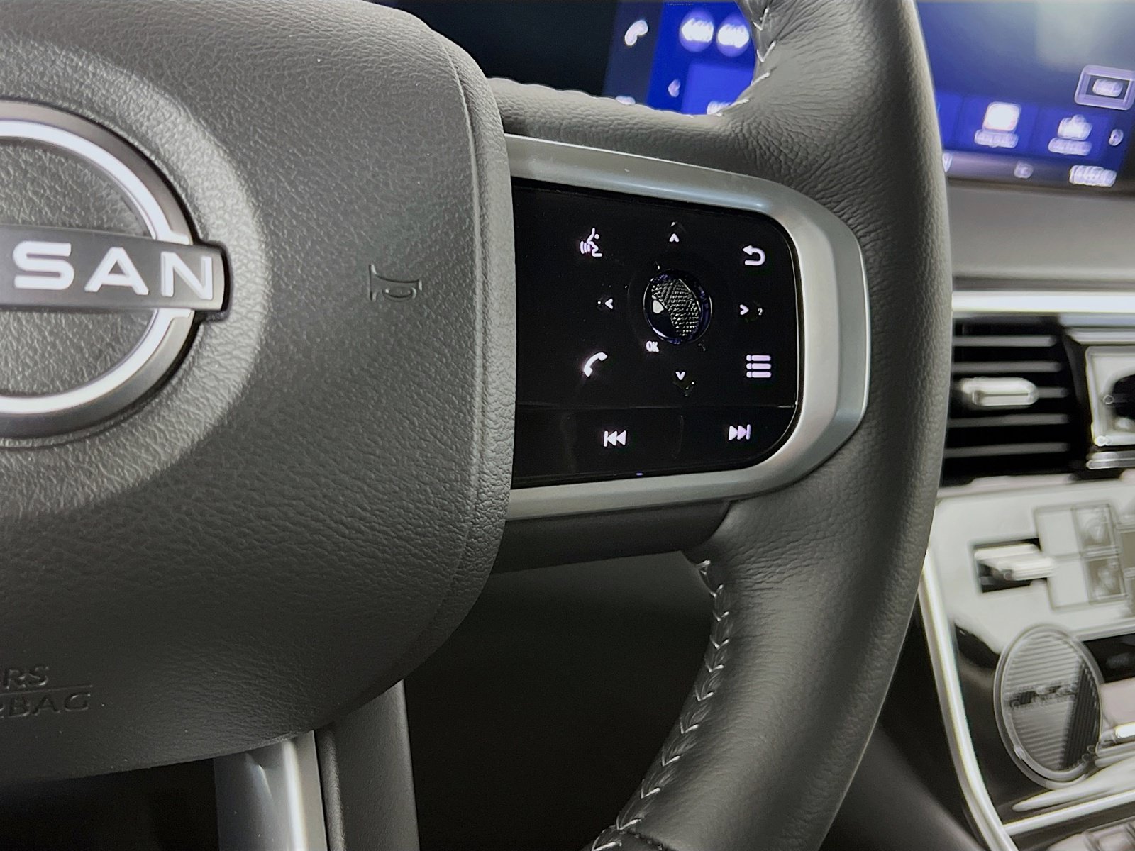 New 2026 Nissan Armada SV AWD/4WD image 15