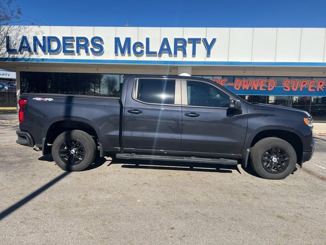 Used 2023 Chevrolet Silverado 1500 RST w/ Convenience Package II image 3
