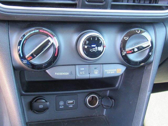 Used 2021 Hyundai Kona SEL image 16