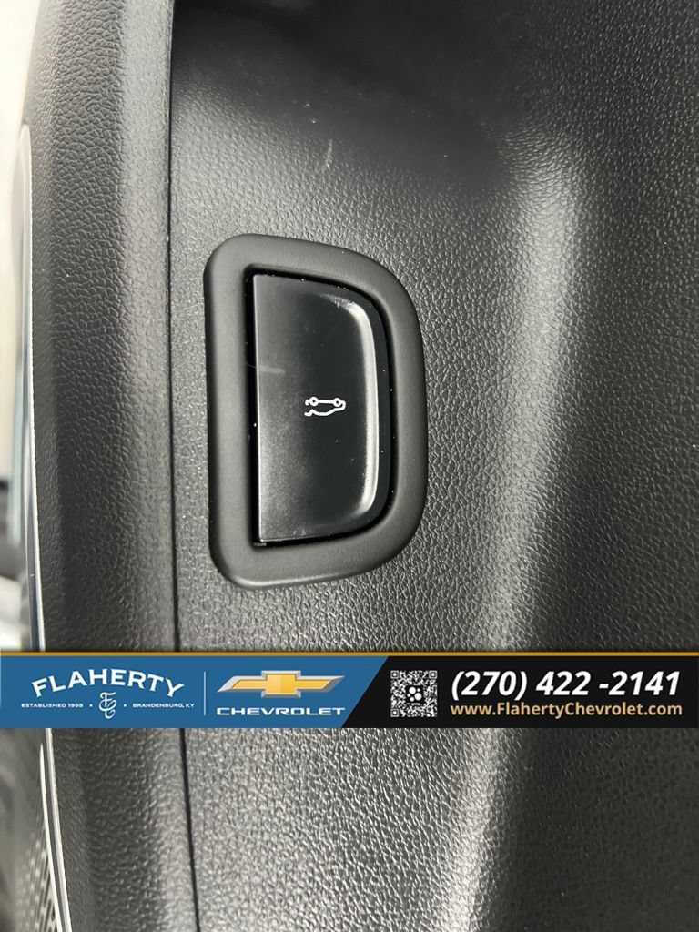 Used 2026 GMC Acadia Elevation w/ Elevation Premium Package FWD image 23