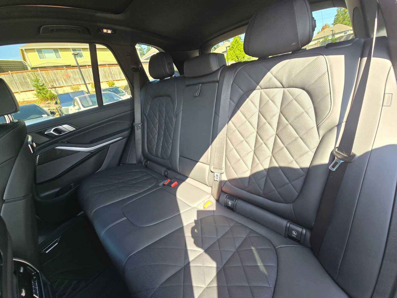 Used 2024 BMW X5 M60i w/ Climate Comfort Package AWD/4WD image 17