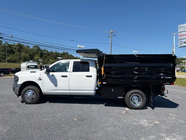 New 2026 RAM 3500 Tradesman w/ Chrome Appearance Group A AWD/4WD image 3