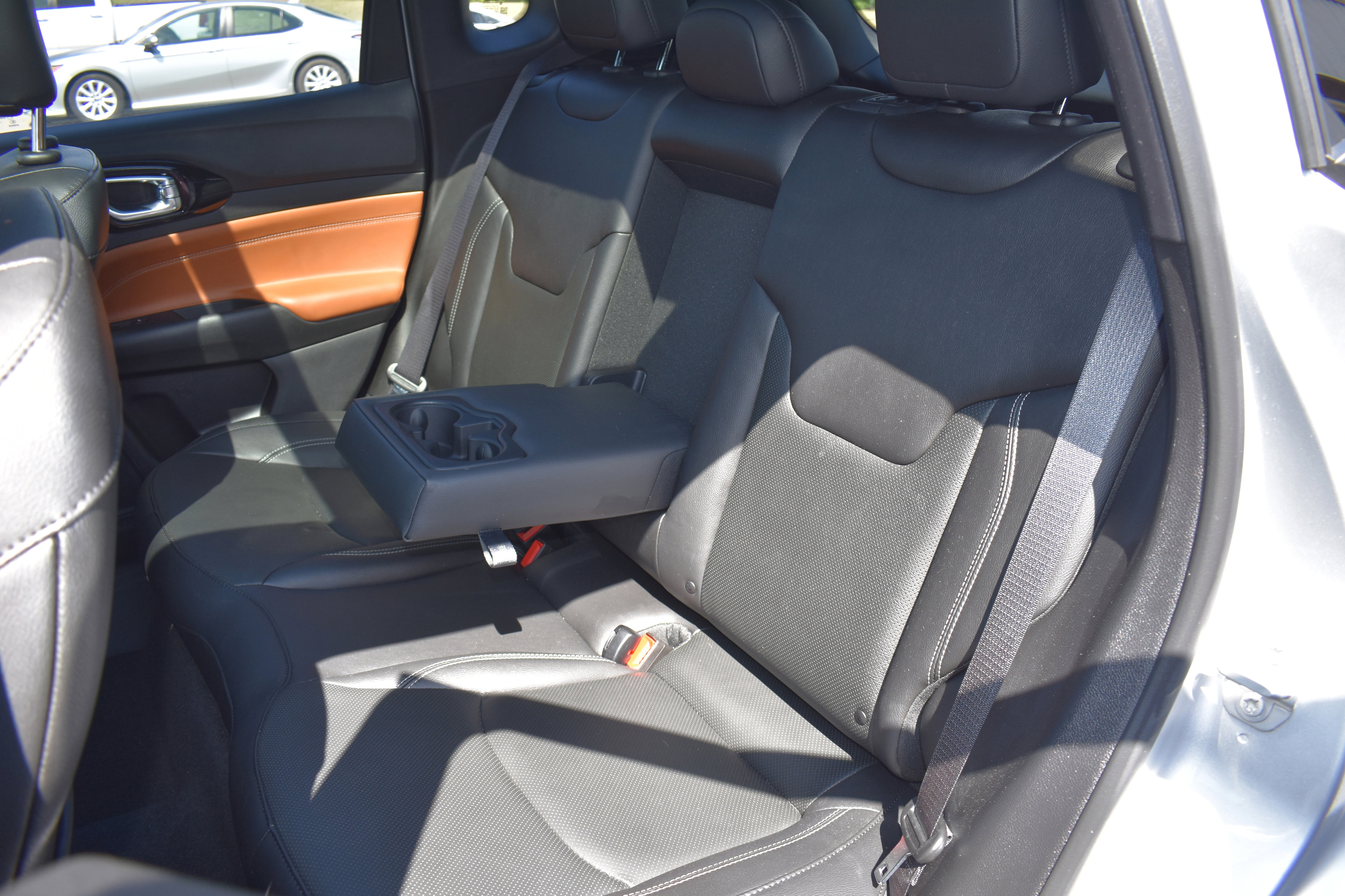 Used 2025 Jeep Compass Limited w/ Elite Group image 28