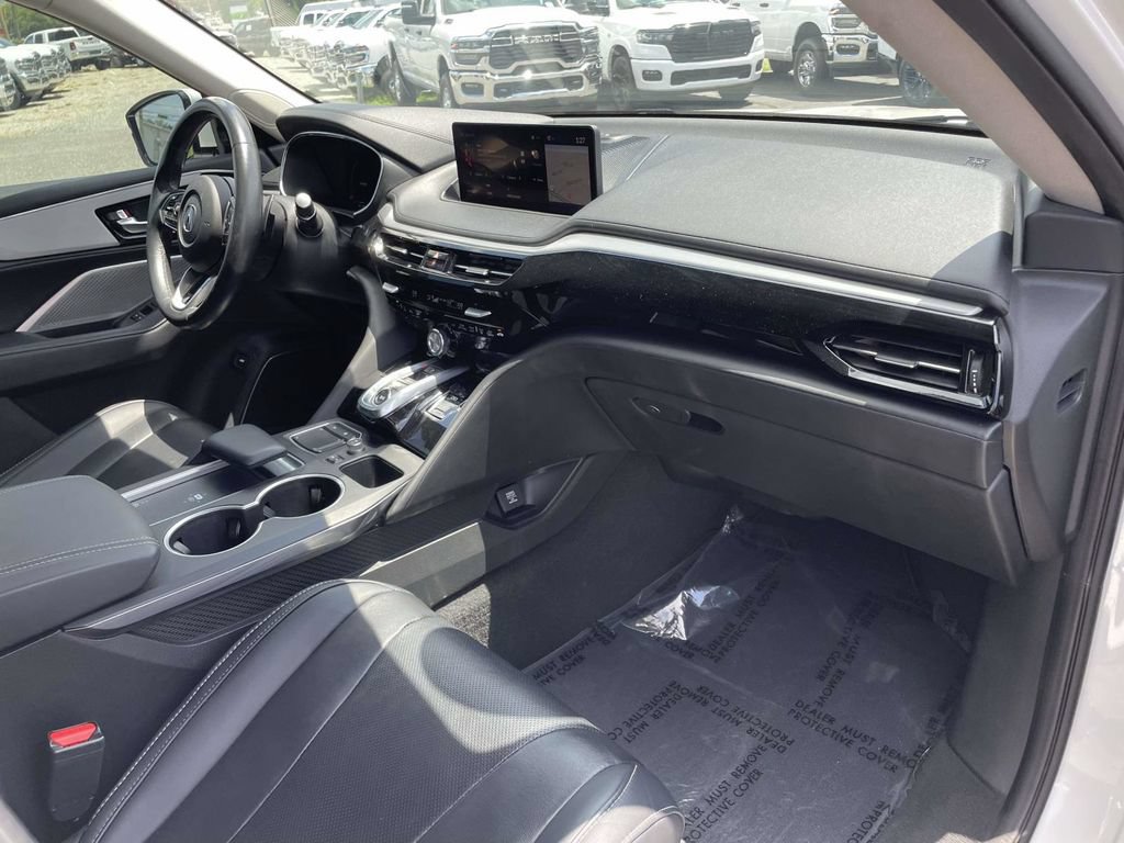 Used 2023 Acura MDX w/ Technology Package FWD image 14
