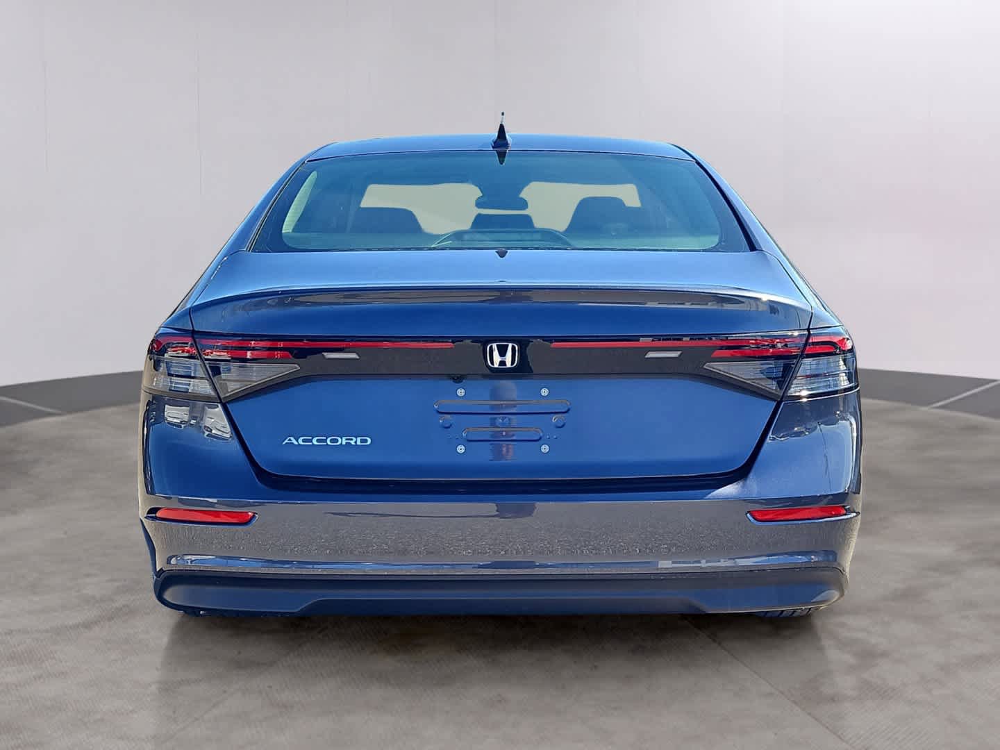 Certified 2023 Honda Accord EX image 5