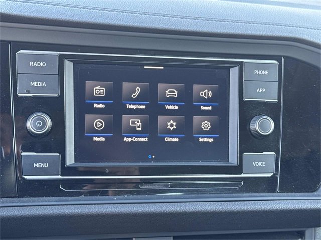 Used 2023 Volkswagen Jetta SE w/ Panoramic Sunroof Package image 13