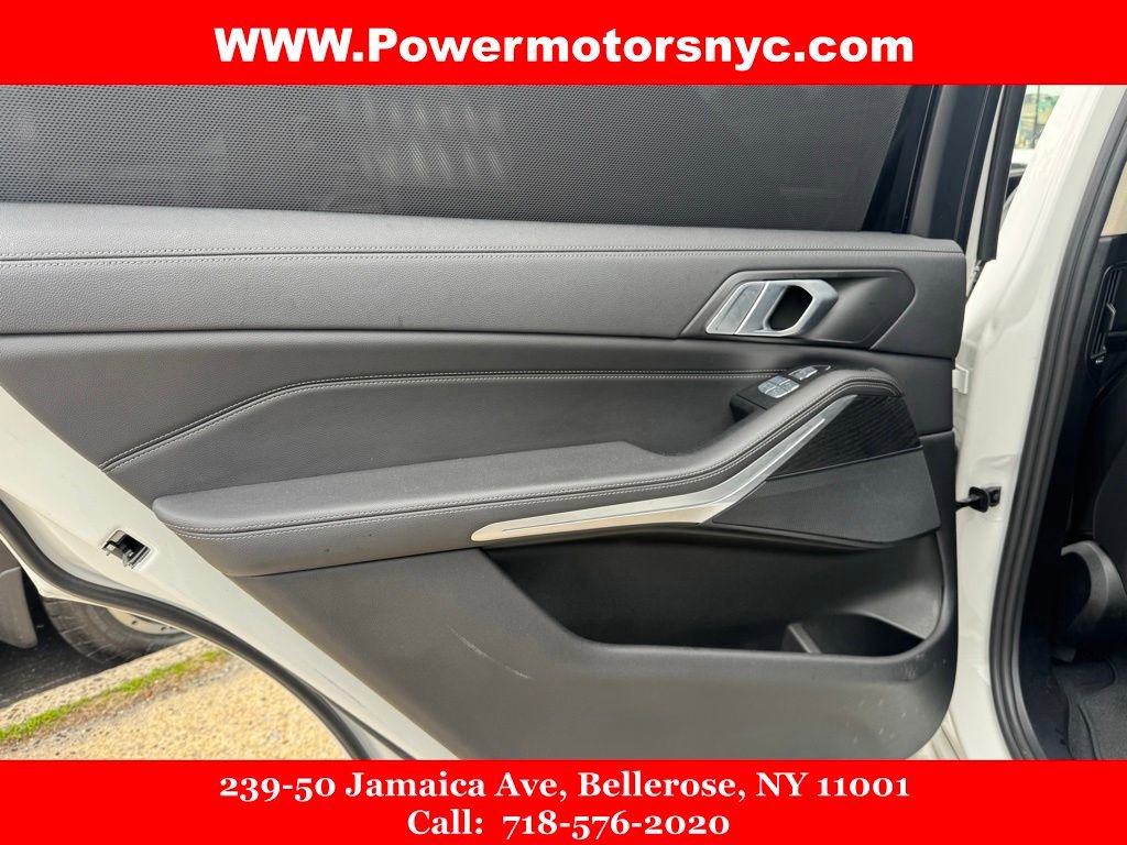 Used 2022 BMW X7 xDrive40i w/ Premium Package AWD/4WD image 24