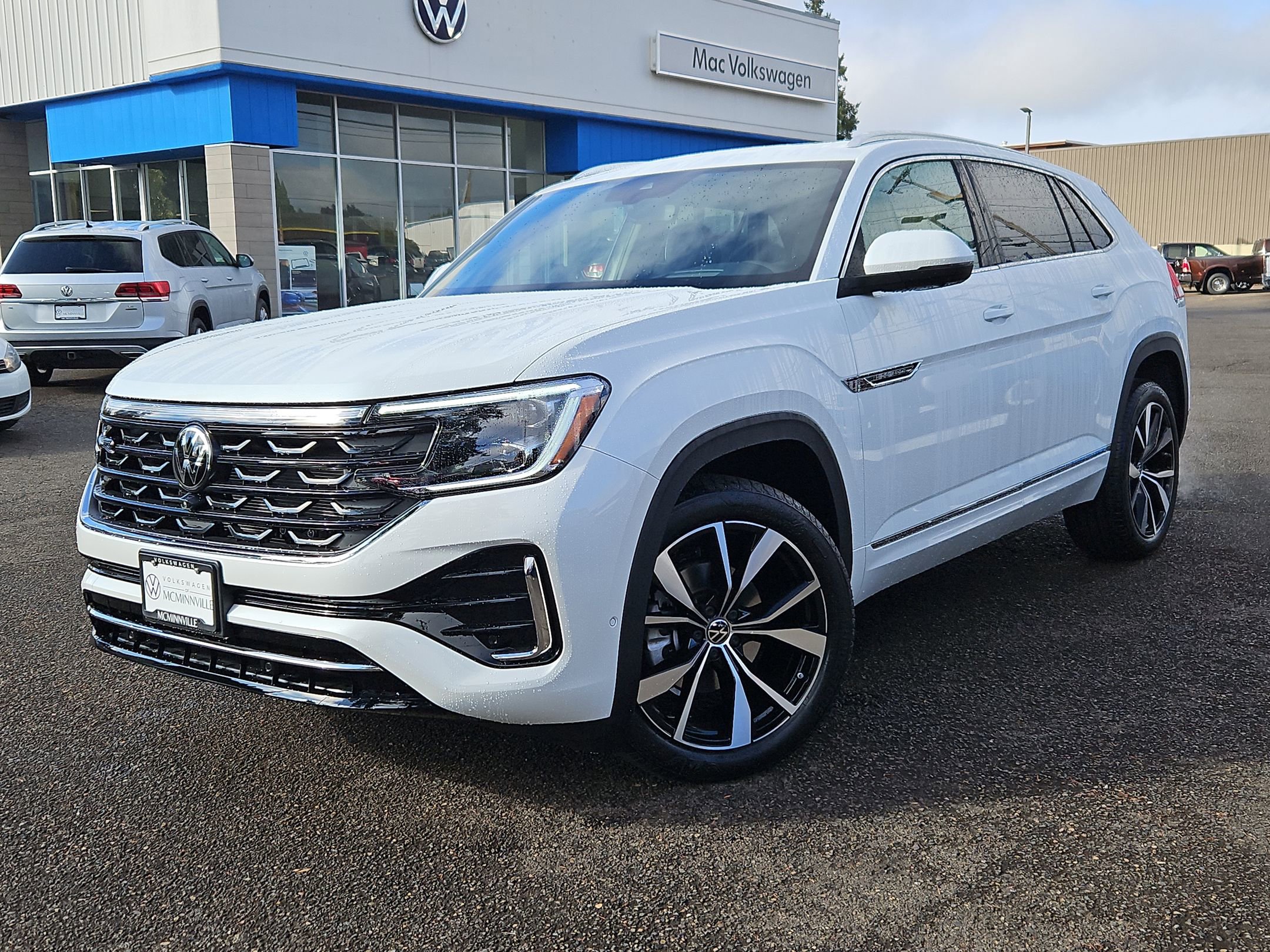 New 2026 Volkswagen Atlas Cross Sport SEL Premium R-Line AWD/4WD image 1