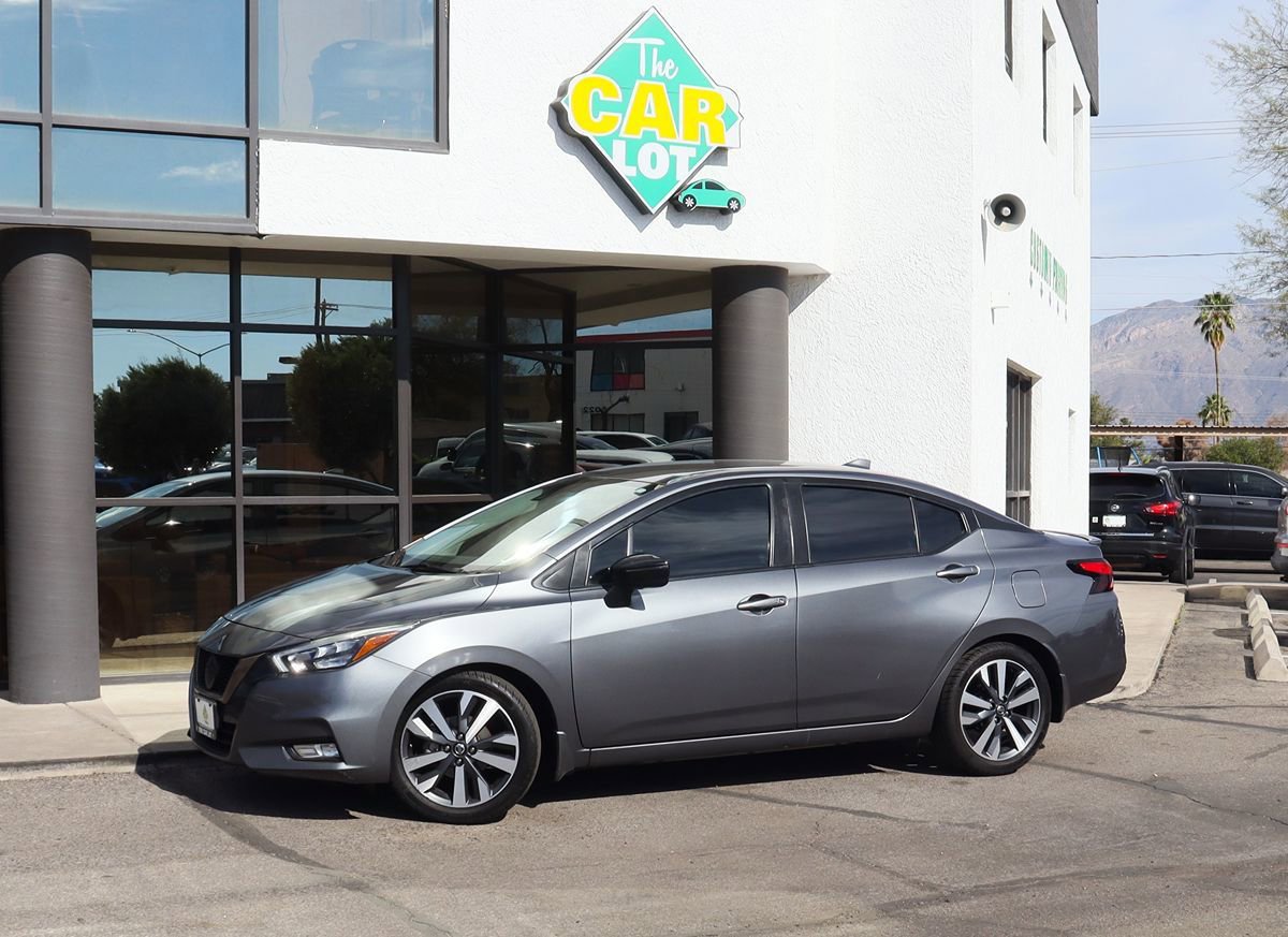 Used 2020 Nissan Versa SR w/ Electronics Package image 4