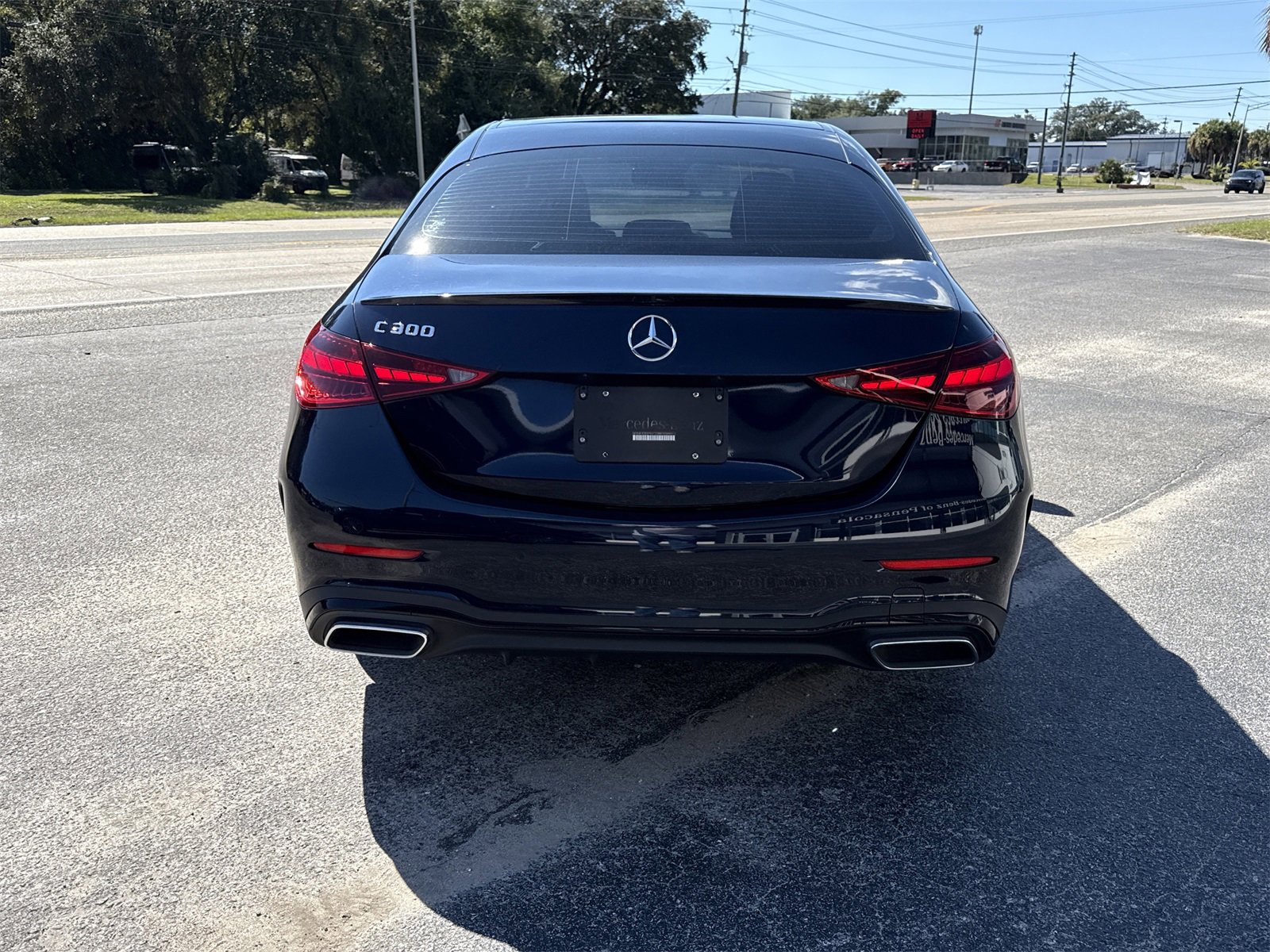 Used 2023 Mercedes-Benz C 300 Sedan image 4