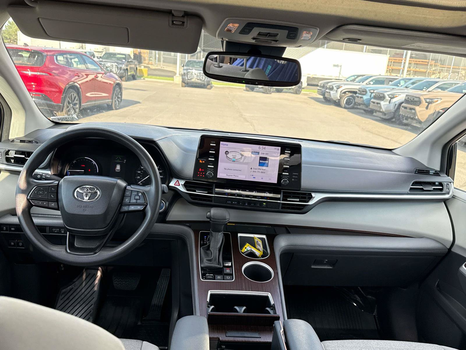 Used 2024 Toyota Sienna LE w/ LE Plus Package AWD/4WD image 14