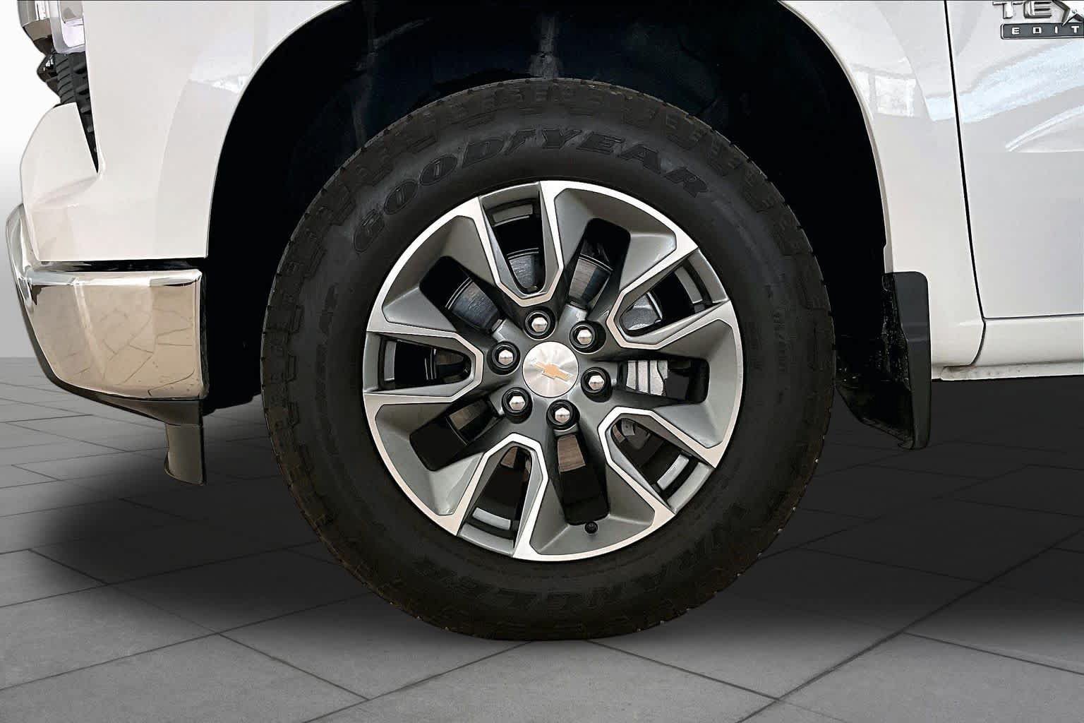 Used 2026 Chevrolet Silverado 1500 LT w/ Texas Edition Plus RWD image 10