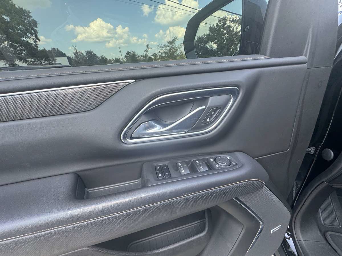 Used 2021 GMC Yukon AT4 AWD/4WD image 11