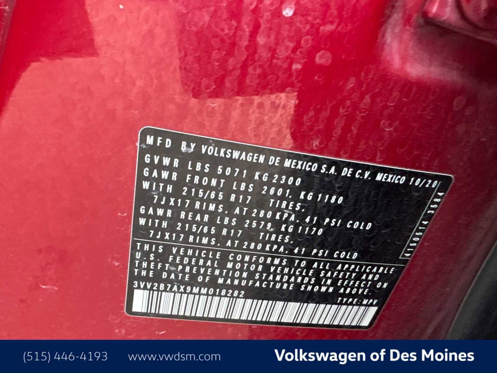 Used 2021 Volkswagen Tiguan SE w/ Panoramic Sunroof Package image 21