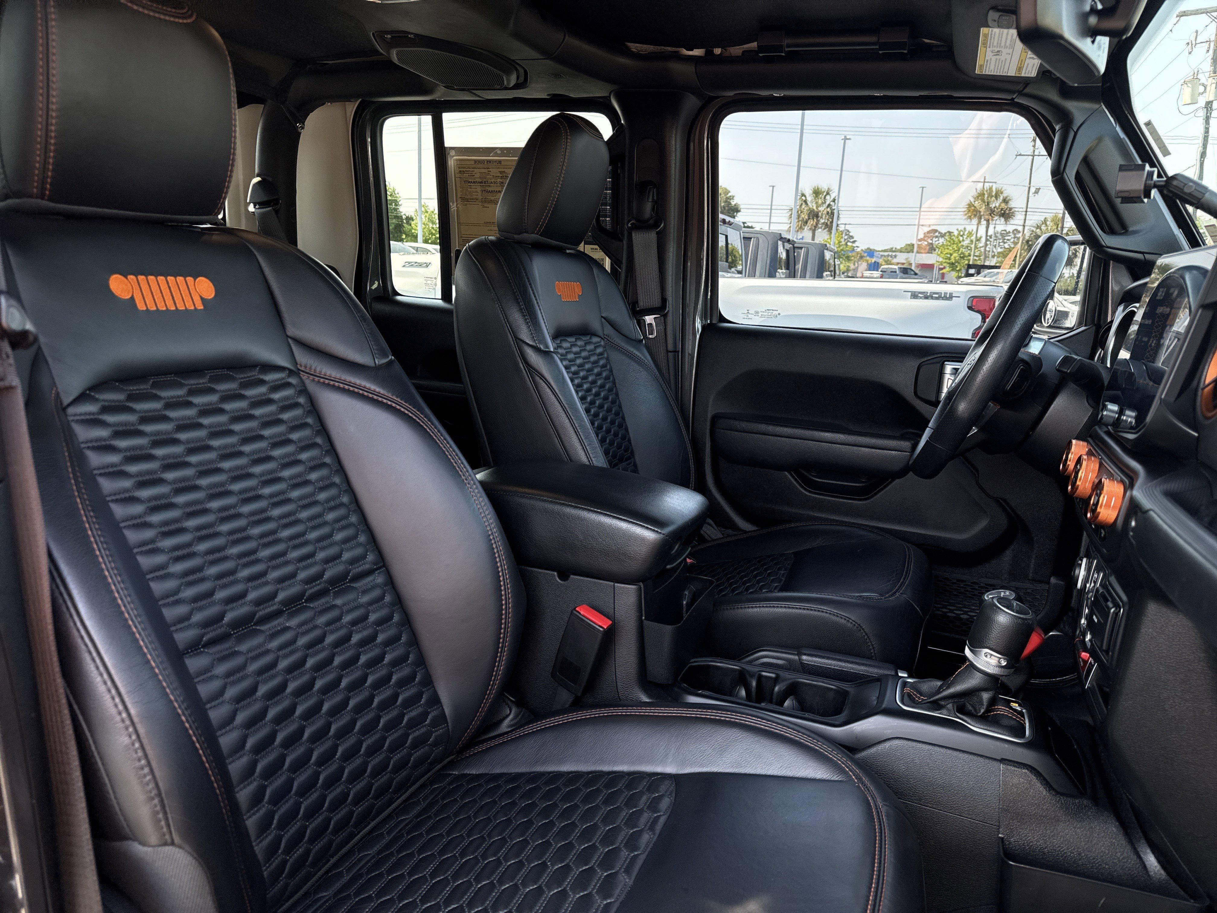 Used 2023 Jeep Gladiator Mojave w/ Trailer Tow Package AWD/4WD image 31